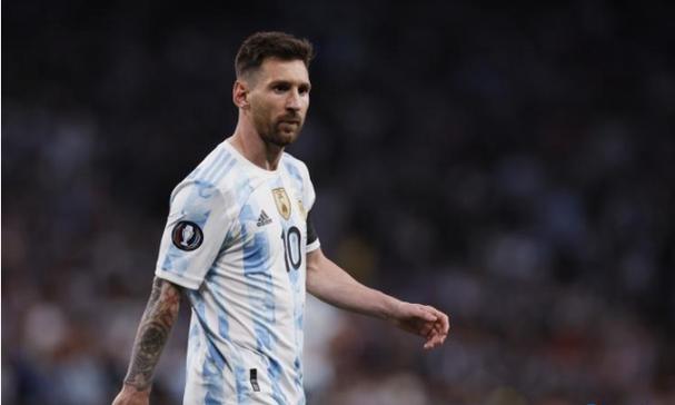 宝藏书籍《重生82，从败家子到顶级富豪》心动情节有被感动到！